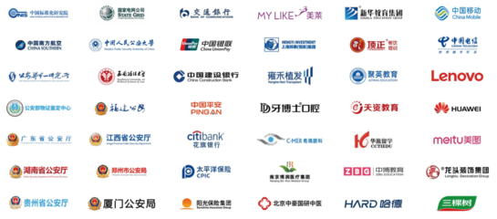 服務38萬+企業后，他們轉身建了一座AI機器人教育工廠